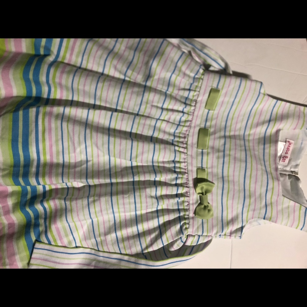 Midway long dress for a little girl